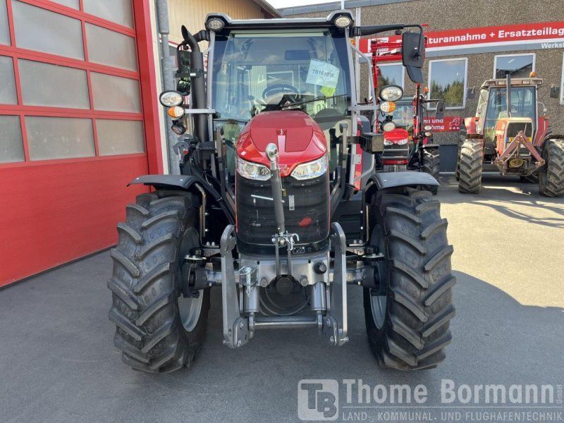Massey Ferguson 5M.95 Dyna-4 Cab