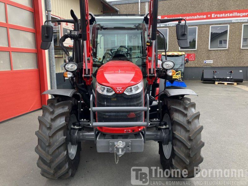 Massey Ferguson 4709 M Cab Essential