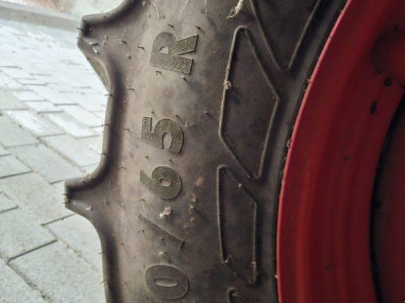 Mitas 2 Stück Mitas: 540/65R38 mit Felgen