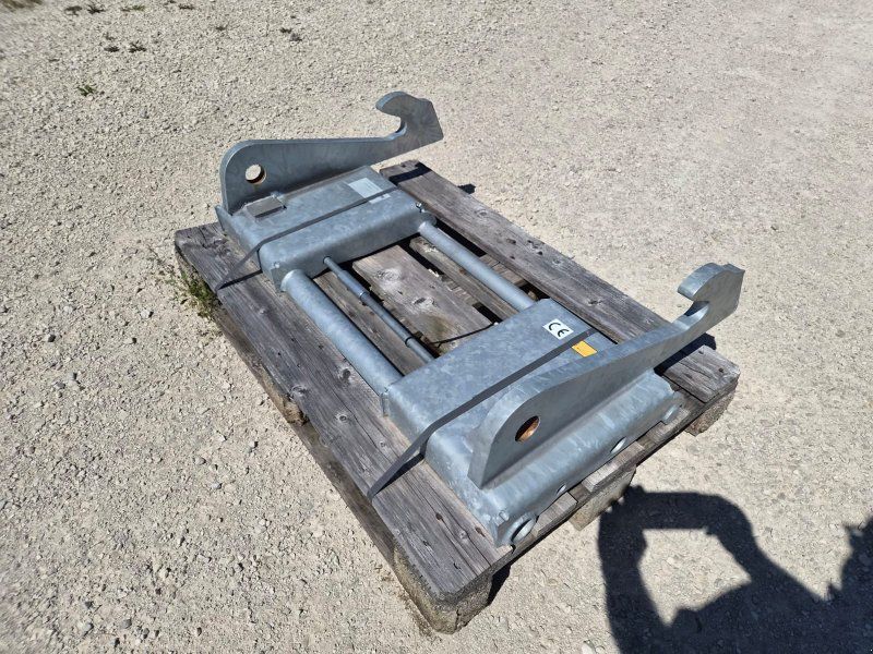 Fliegl Adapter Kramer und Claas Telelader auf Euro