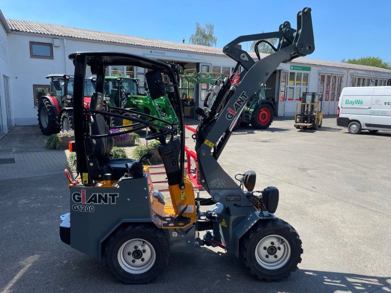 Giant G 1200