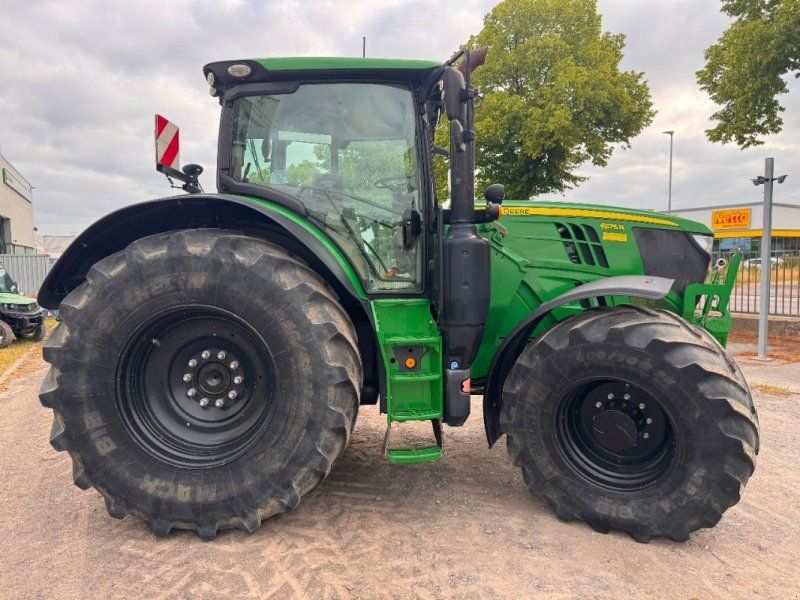 John Deere 6175R