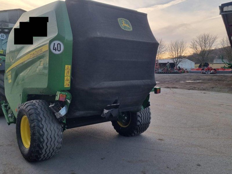 John Deere V451R