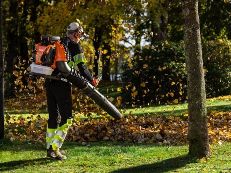 Husqvarna 590BTS es Blasgerät mit 25% mehr Leistung!