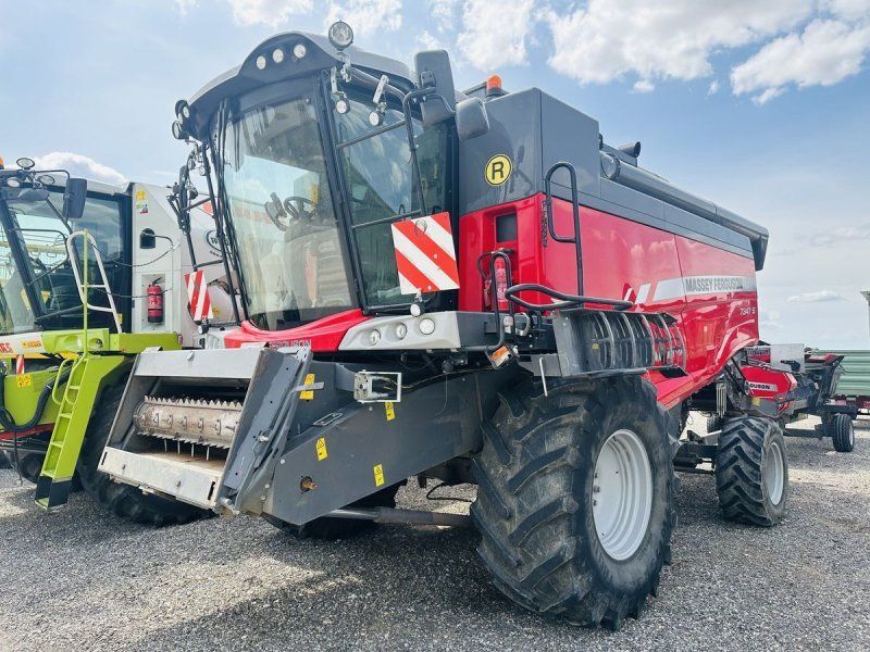 Massey Ferguson 7347S Activa MCS mit Schneidwerk