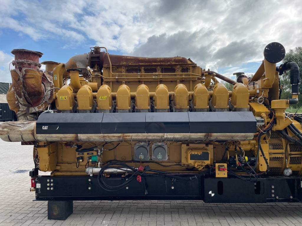 CAT G3520 - 2.150 kVA Used Gas Generator - DPX-12668