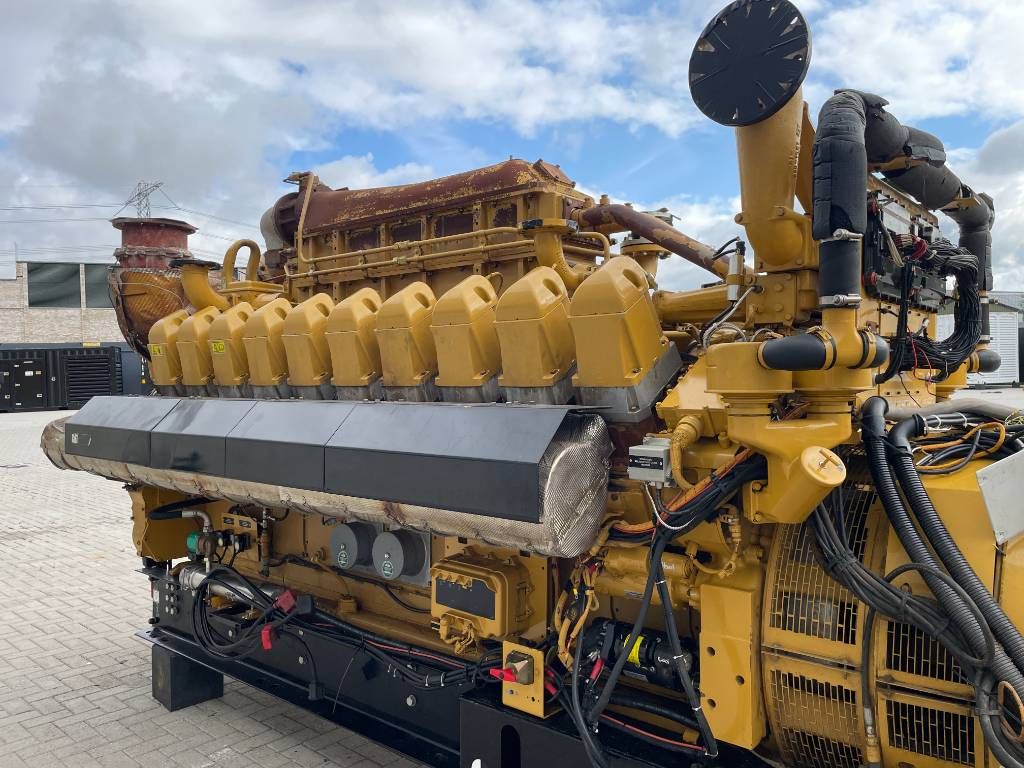 CAT G3520 - 2.150 kVA Used Gas Generator - DPX-12668