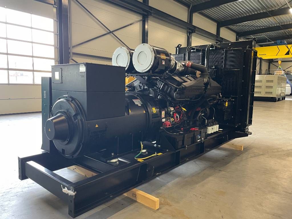 Cummins KTA38-G5 - 1.100 kVA Generator - DPX-18814