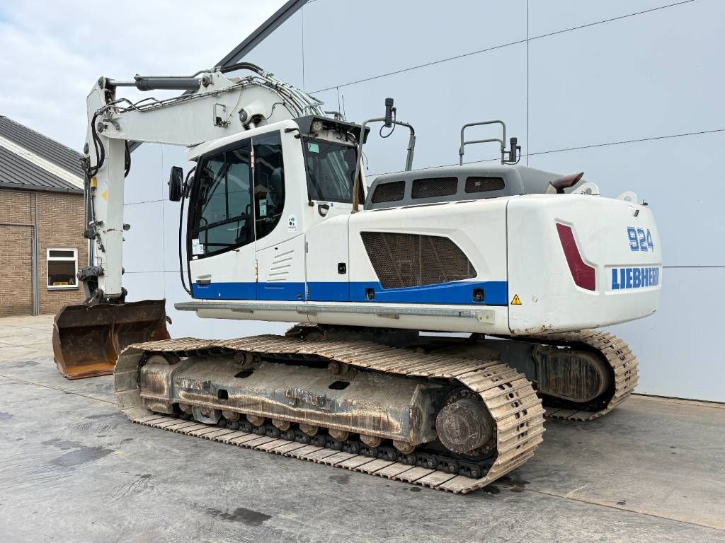 Liebherr R924 LC - GPS / NEW CHAIN + SPROCKET