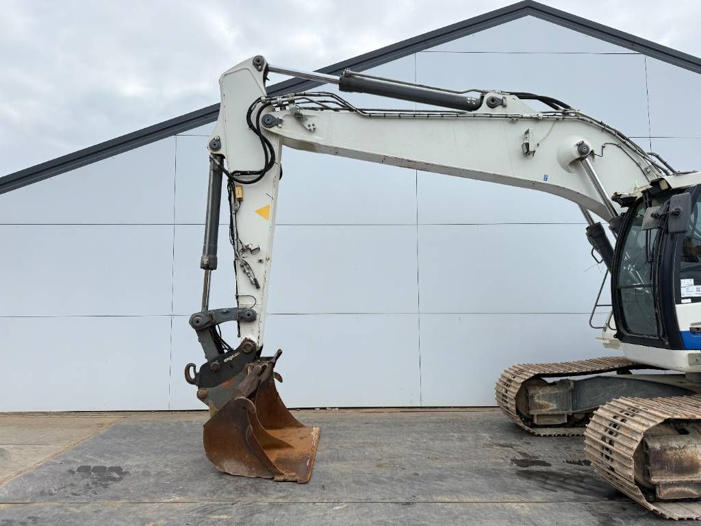 Liebherr R924 LC - GPS / NEW CHAIN + SPROCKET