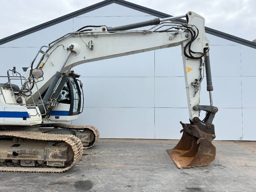 Liebherr R924 LC - GPS / NEW CHAIN + SPROCKET
