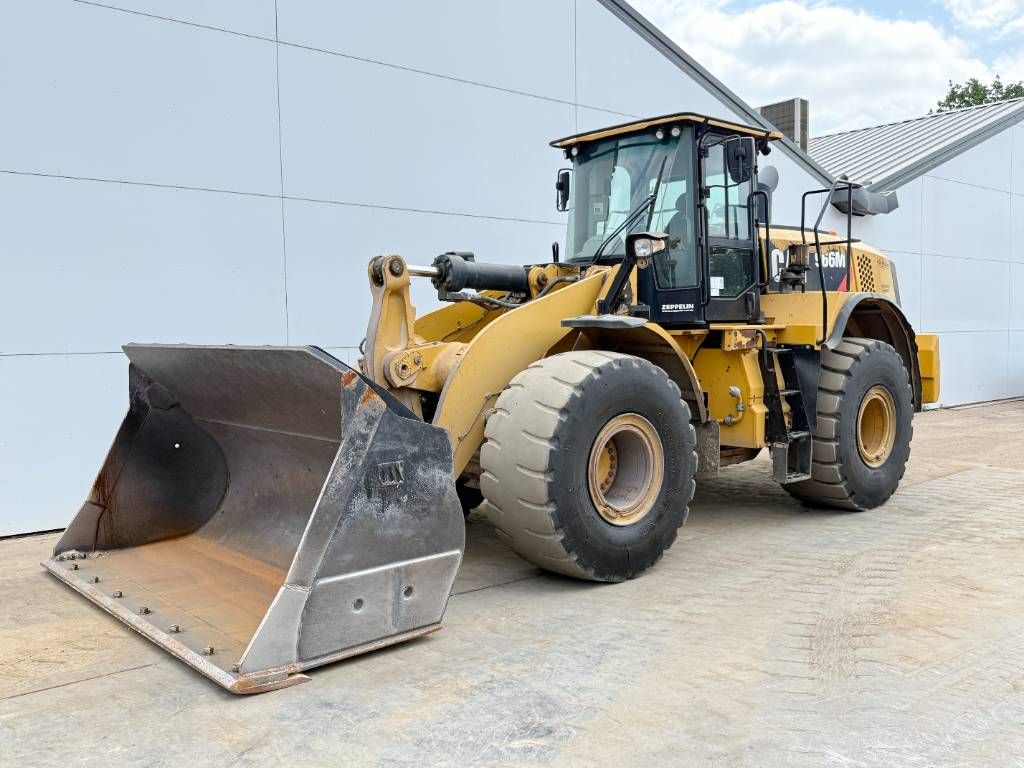 CAT 966M - Quick Coupler / Pressurised Cabin