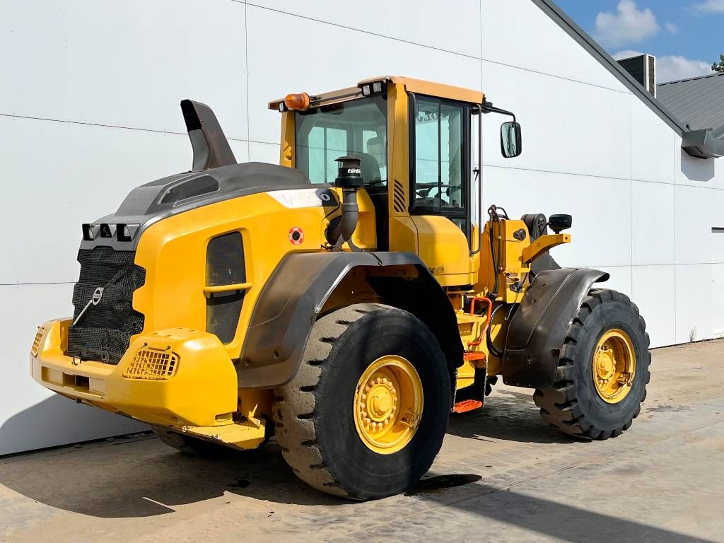 Volvo L90H - 3th Function + Quick Coupler