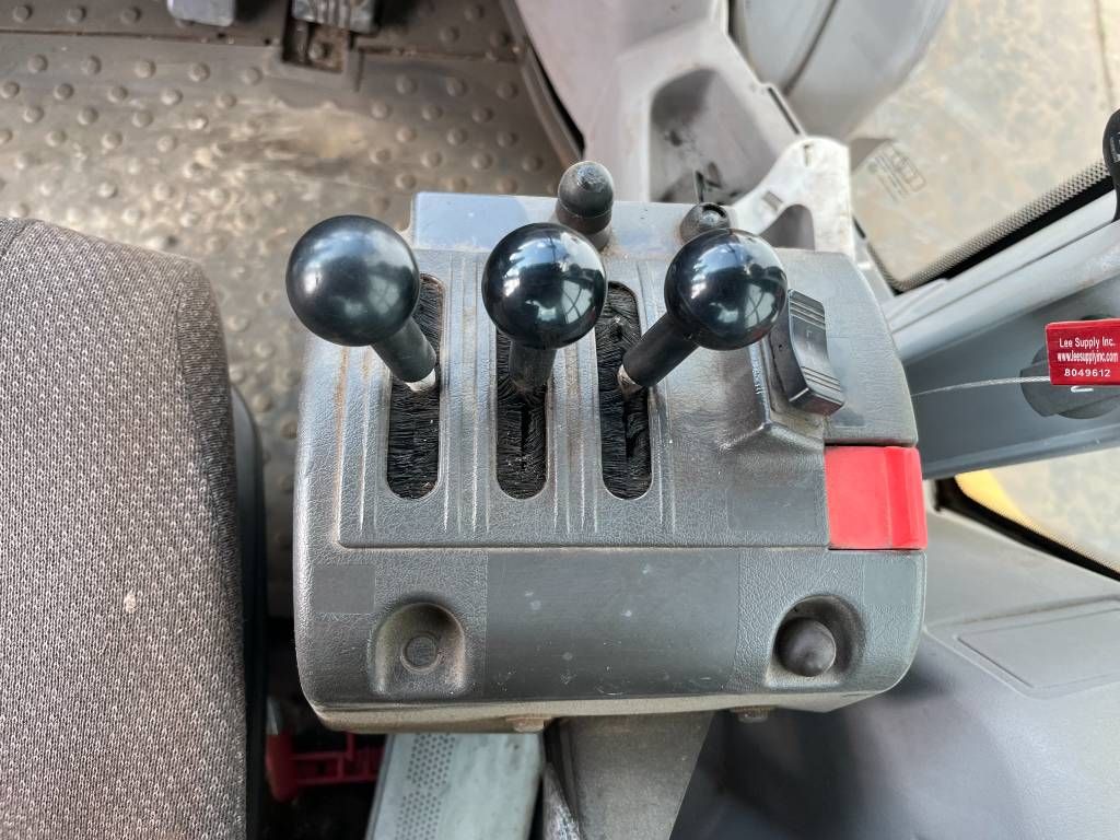 Volvo L90H - 3th Function + Quick Coupler