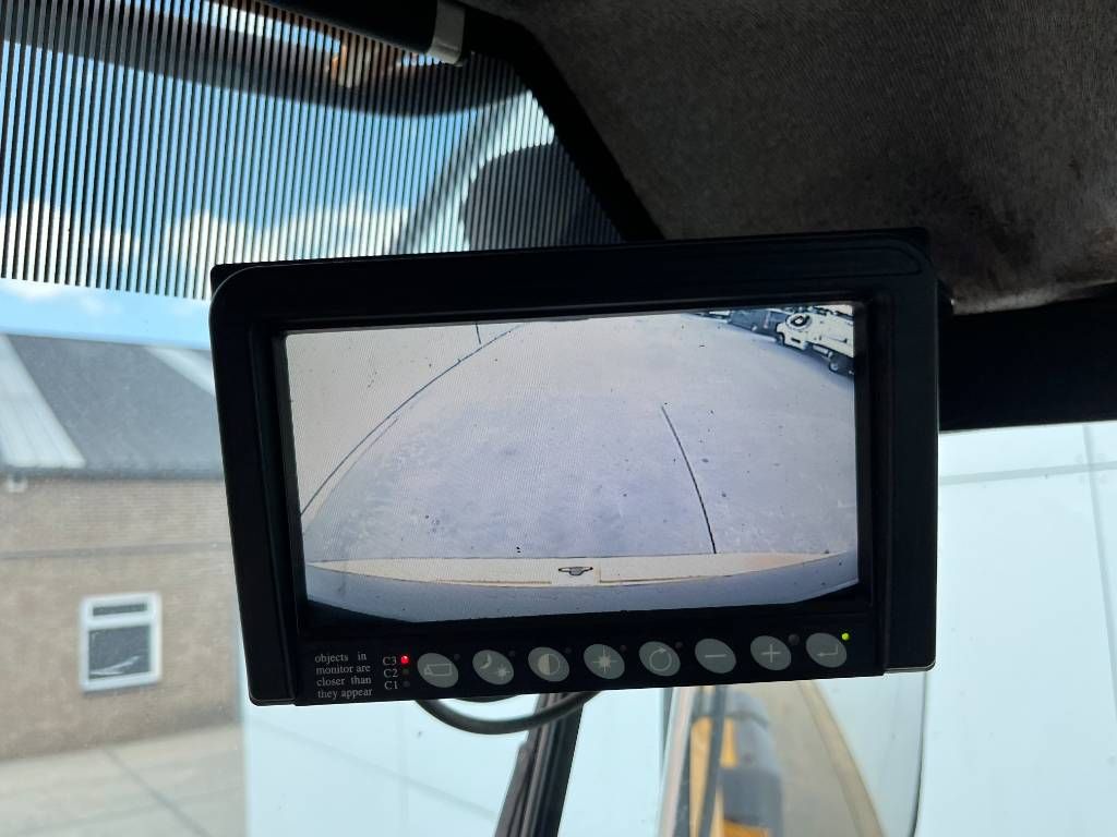 Volvo L90H - 3th Function + Quick Coupler