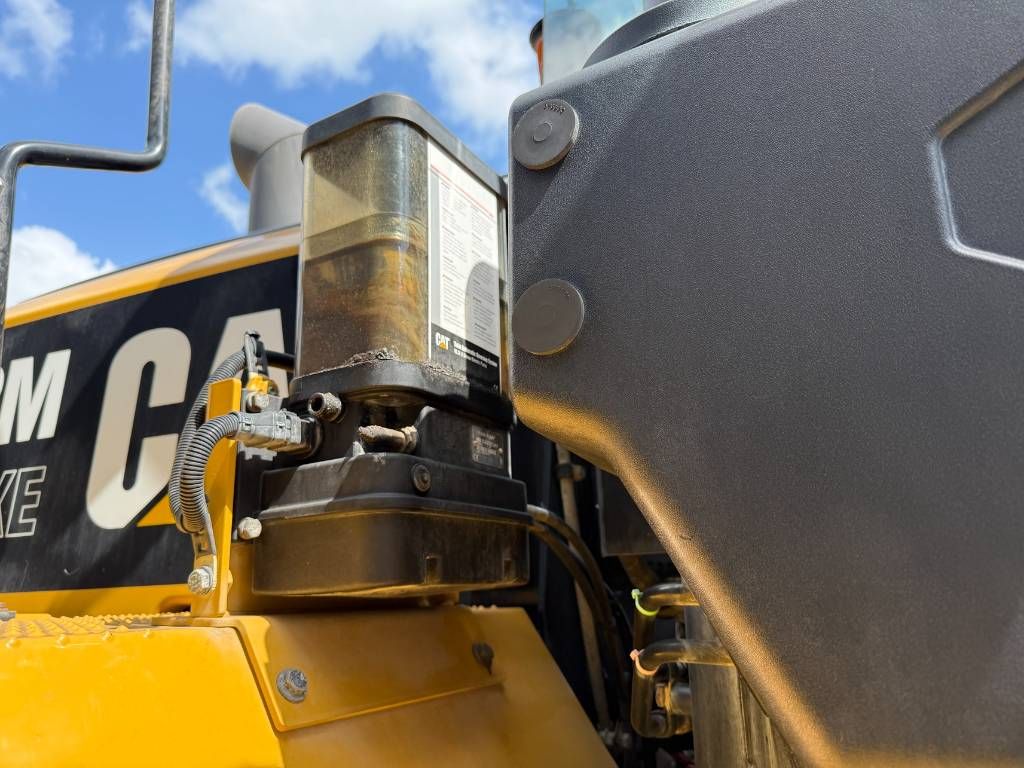 CAT 972 M