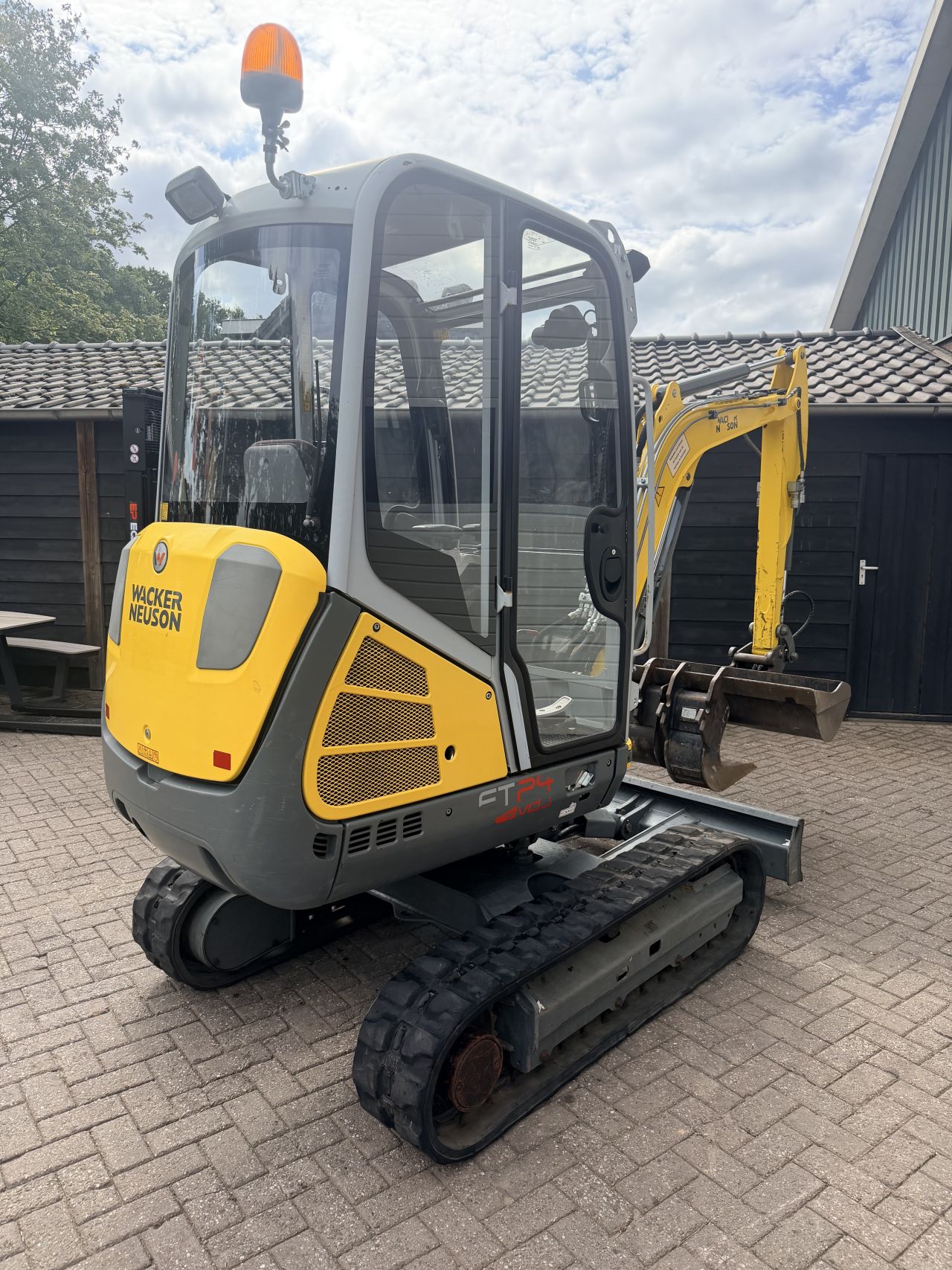 Wacker Neuson et24