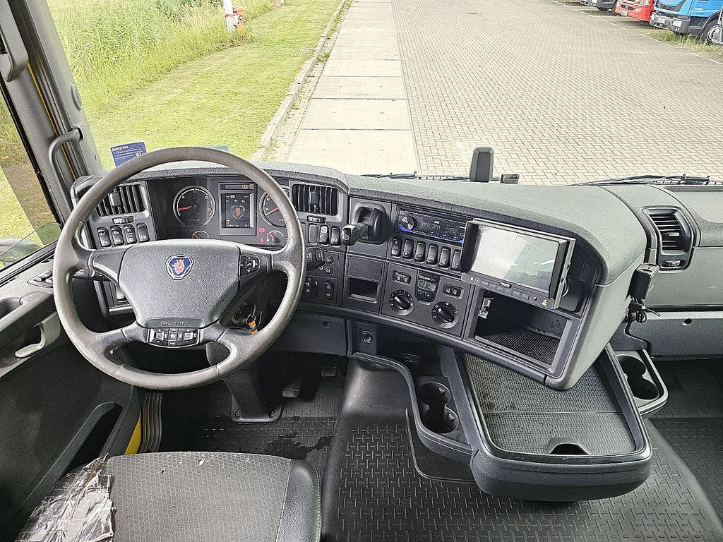 SCANIA R450 20 ton hooklift