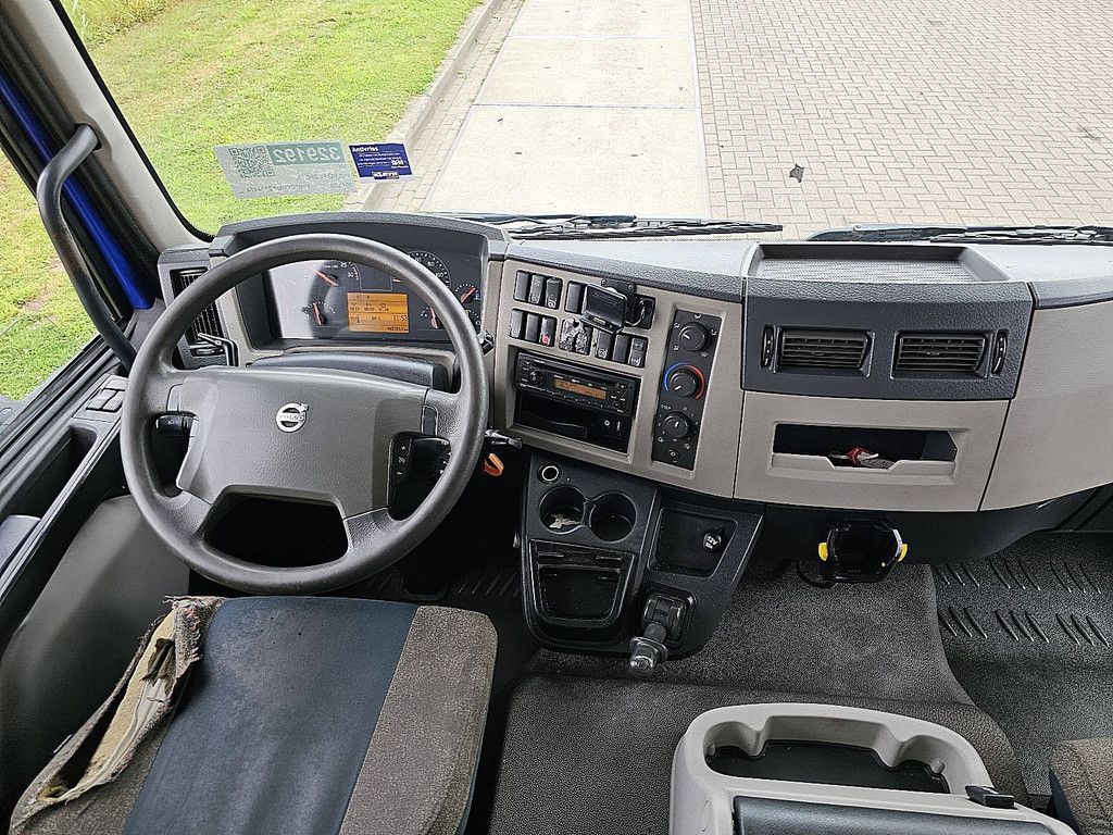 VOLVO FL 250.16 airco taillift nl-tr