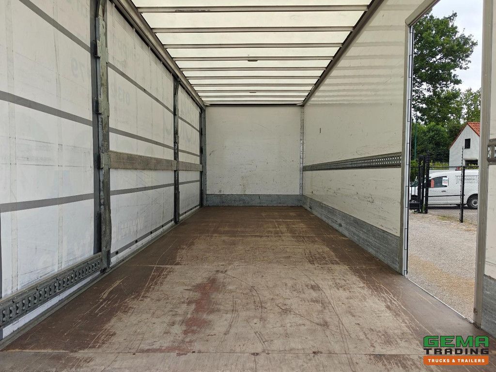 Renault D14 4x2 Tageskabine Euro 6B – Geschlossene Sonnenliegebox/Schiebevorhang – Dhollandia 2.000 kg – SmartTacho V2 – Vollklimatisierung – TÜV bis 06/2027