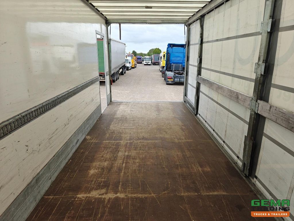 Renault D14 4x2 Tageskabine Euro 6B – Geschlossene Sonnenliegebox/Schiebevorhang – Dhollandia 2.000 kg – SmartTacho V2 – Vollklimatisierung – TÜV bis 06/2027