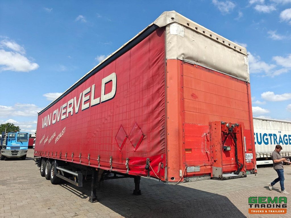 Schmitz SCS 24/L - 13.62 P E B (S01) Curtainside curtains/ Sliding roof - Galvanized Chassis - SAF Axles - Disc brakes
