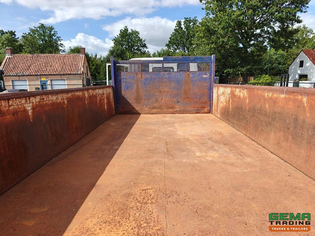 Iveco Trakker 350 6x4 DagCabine Euro 3 - Full Steel - NaafReductie - HandGeschakeld - Stalen Kipper