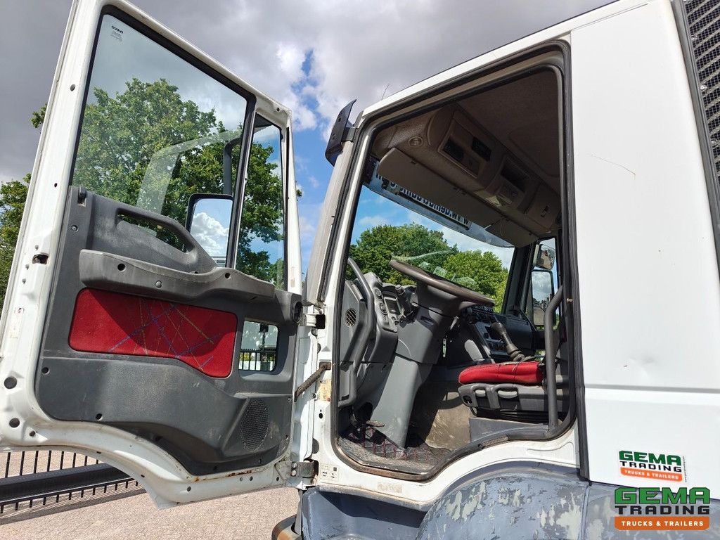 Iveco Trakker 350 6x4 DagCabine Euro 3 - Full Steel - NaafReductie - HandGeschakeld - Stalen Kipper