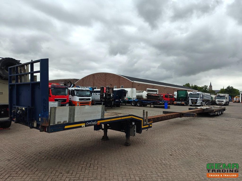 Nooteboom MC 04803VL 12,6 Meter ausziehbar - Niedrige Ladefläche 86 cm - 3 BPW hydraulische Lenkachsen - TwistLocks - Um 25 cm ausziehbar - TÜV bis 05/2027