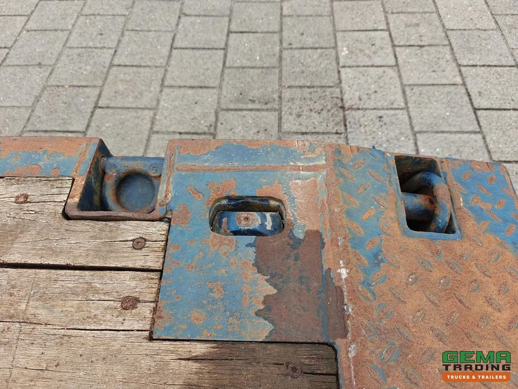 Nooteboom MC 04803VL 12,6 Meter ausziehbar - Niedrige Ladefläche 86 cm - 3 BPW hydraulische Lenkachsen - TwistLocks - Um 25 cm ausziehbar - TÜV bis 05/2027
