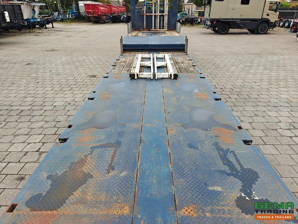 Nooteboom MC 04803VL 12,6 Meter ausziehbar - Niedrige Ladefläche 86 cm - 3 BPW hydraulische Lenkachsen - TwistLocks - Um 25 cm ausziehbar - TÜV bis 05/2027