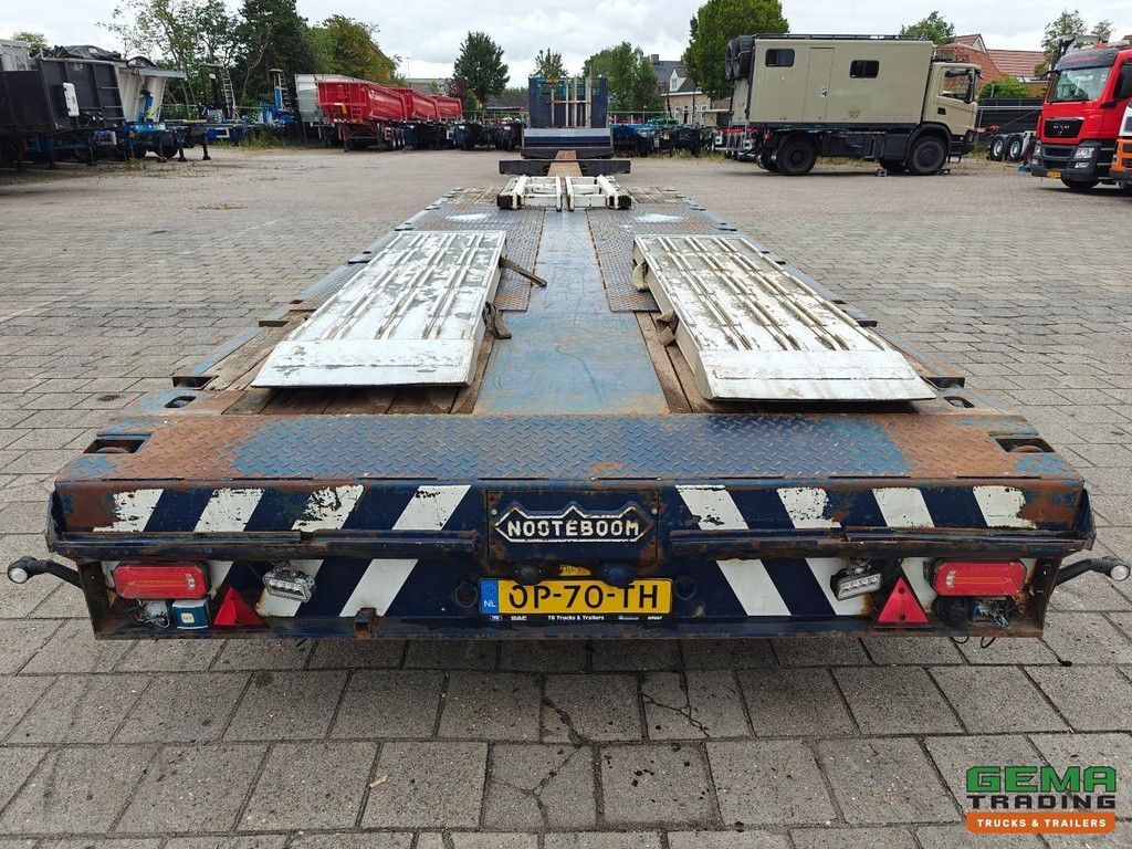 Nooteboom MC 04803VL 12,6 Meter ausziehbar - Niedrige Ladefläche 86 cm - 3 BPW hydraulische Lenkachsen - TwistLocks - Um 25 cm ausziehbar - TÜV bis 05/2027
