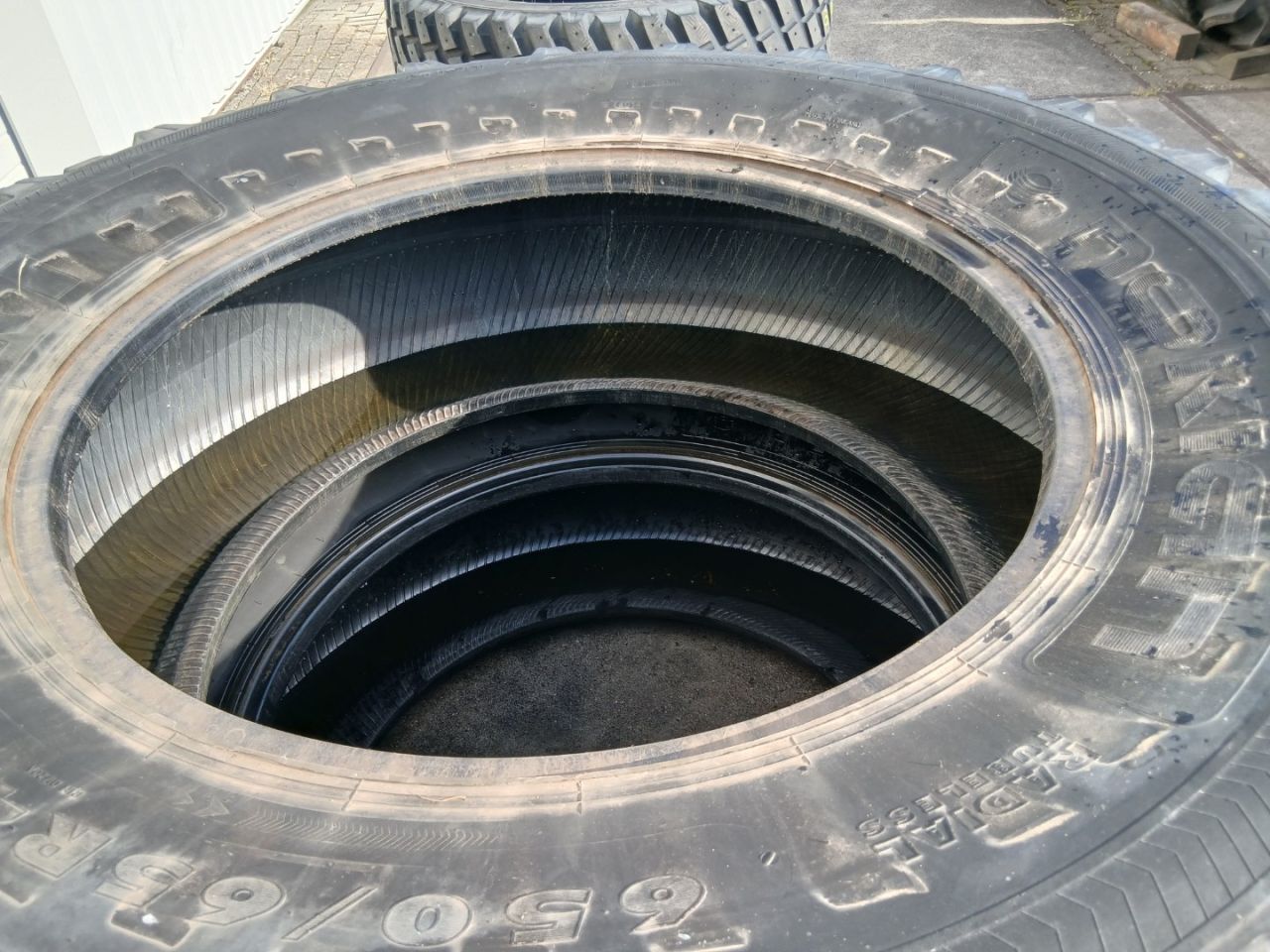 Complete set Nokian Tri2 ind banden (4 stuks)