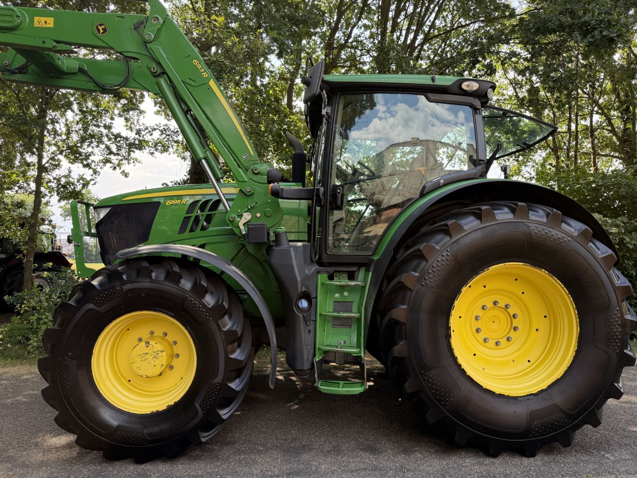 John Deere 6195R AP