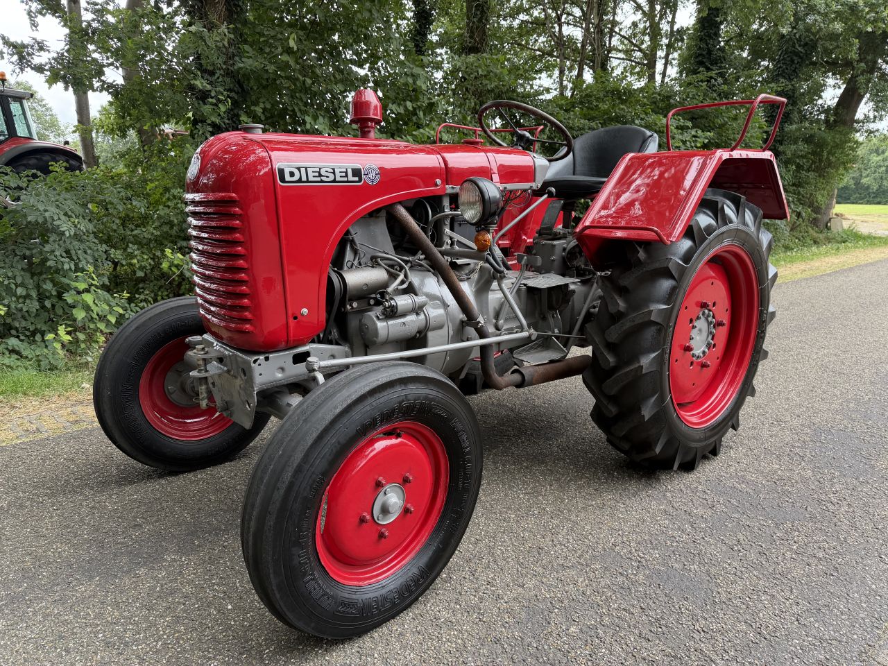 Steyr T84 Oldtimer met hef