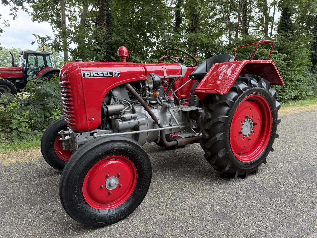 Steyr T84 Oldtimer met hef
