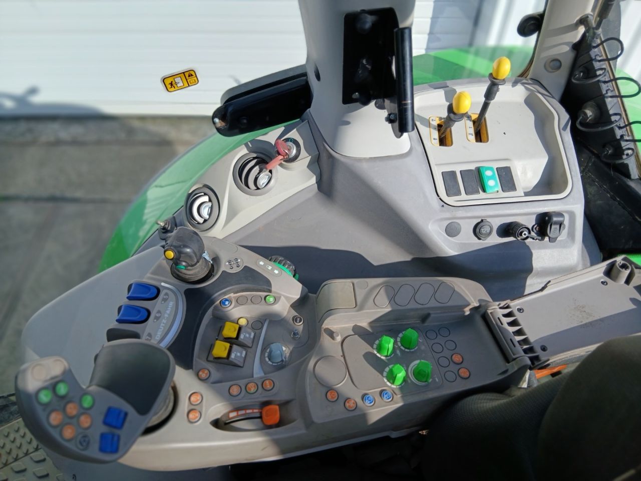 Deutz Agrotron RC 6155 shift