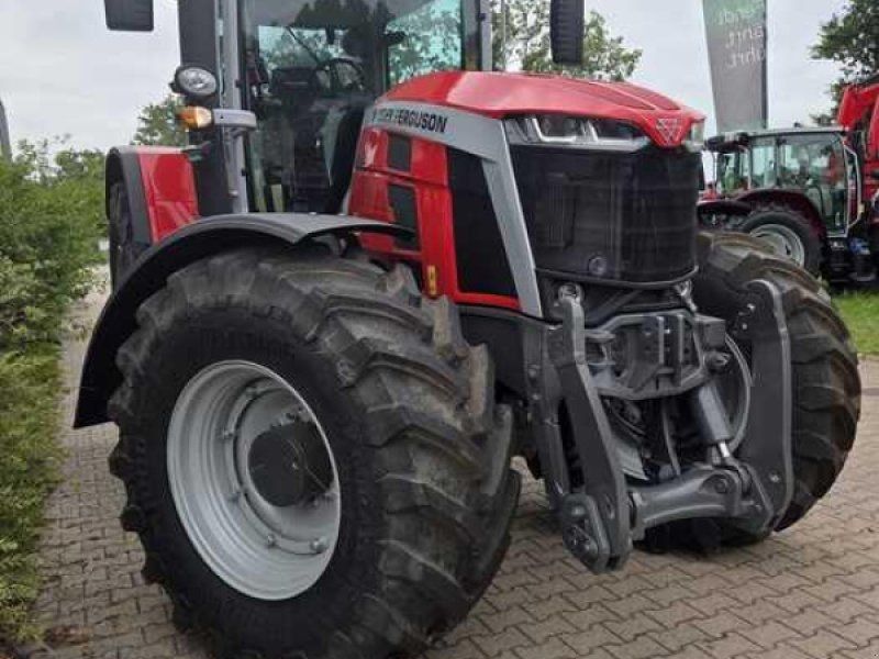 Massey Ferguson 8S.245 DYNA-VT