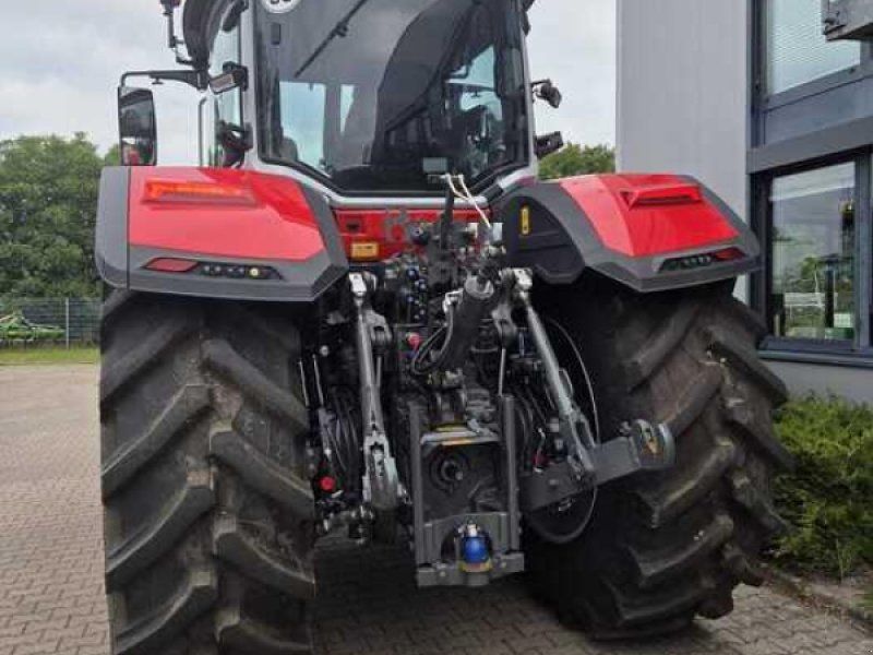 Massey Ferguson 8S.245 DYNA-VT