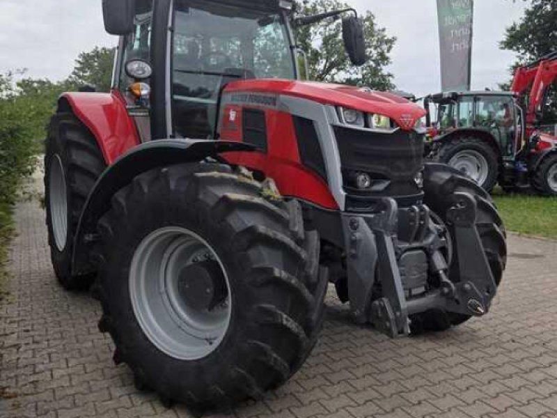 Massey Ferguson 7S.210 DYNA-VT