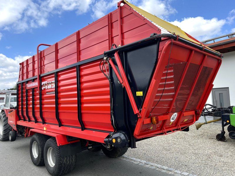 Landsberg Siloplus 48-5 ein großer Schwingen-Ladewagen ähnlich Pötting