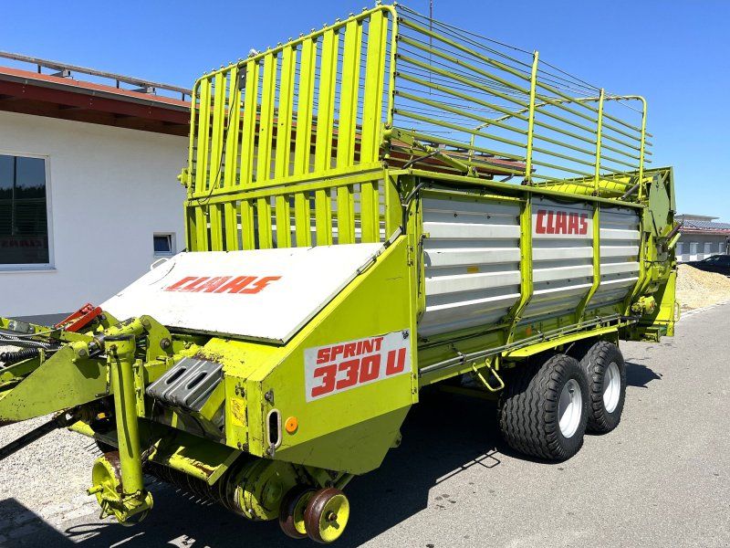 Claas Sprint 330 U mit elektrischer Bedienung und neuen Breitreifen