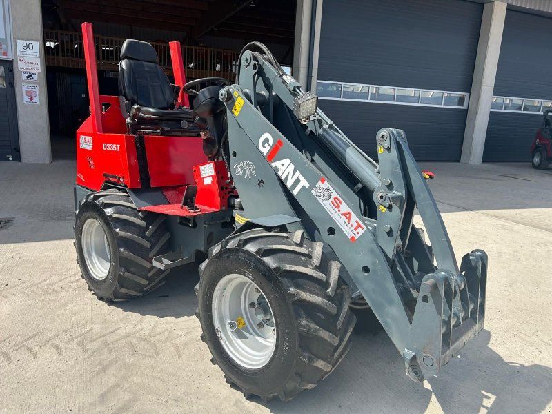 Giant D 335T