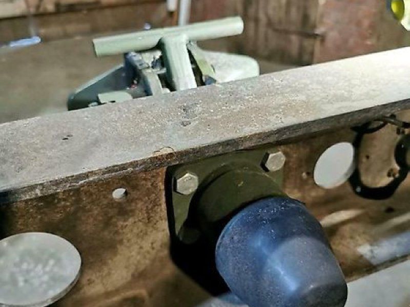 Ringfeder Anhängerkupplung Nato Bj. 2013 MAN