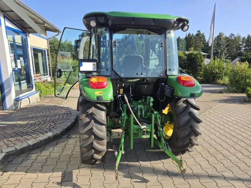 John Deere 5050E orig. Kabine, Frontlader