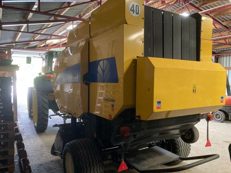 New Holland BR 750 A