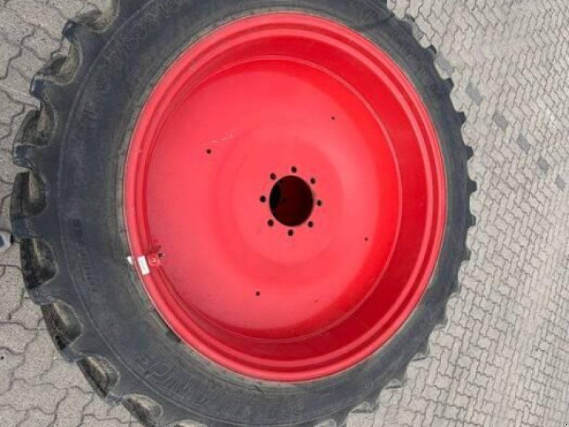 Alliance 340/85 R46