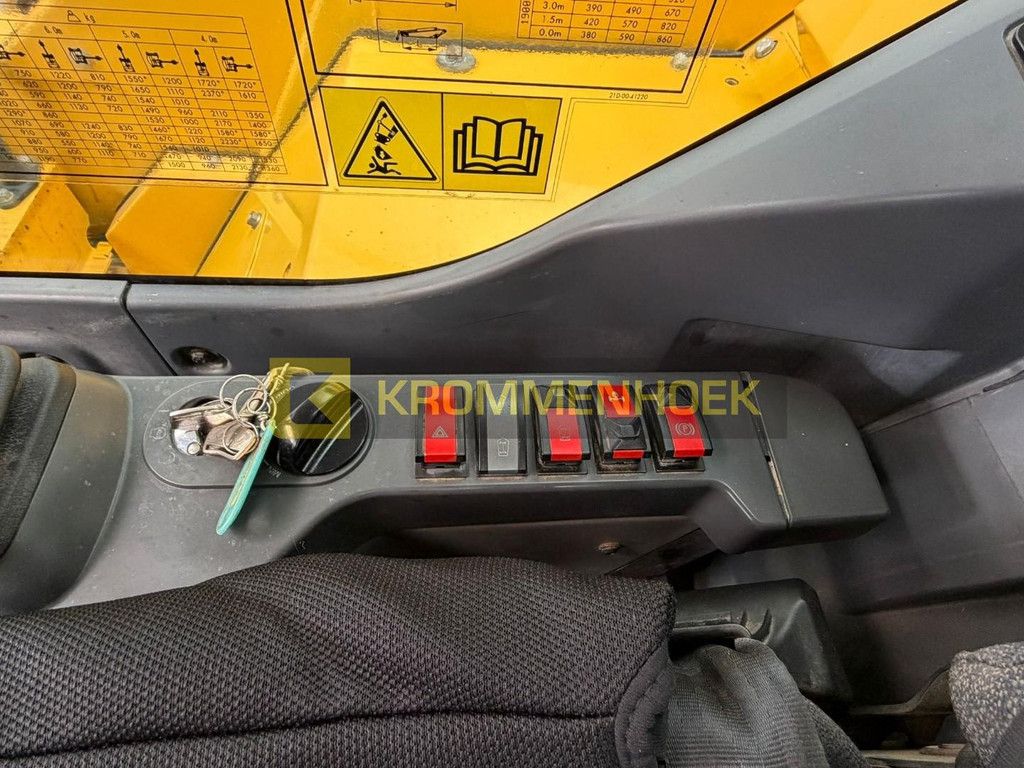 Komatsu PW 98 MR-10 KH9632