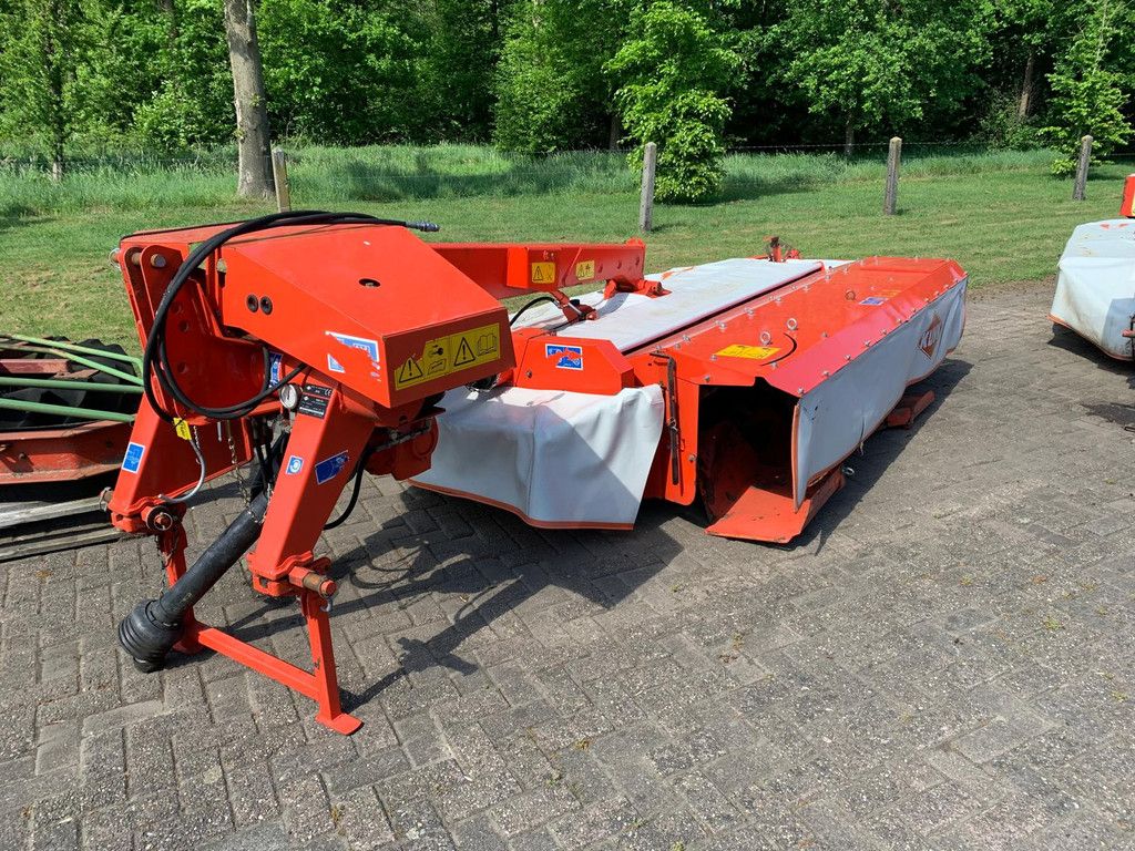 Kuhn FC 313