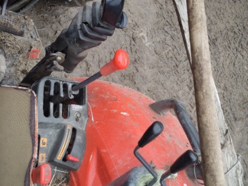 Kubota M8560 DTH